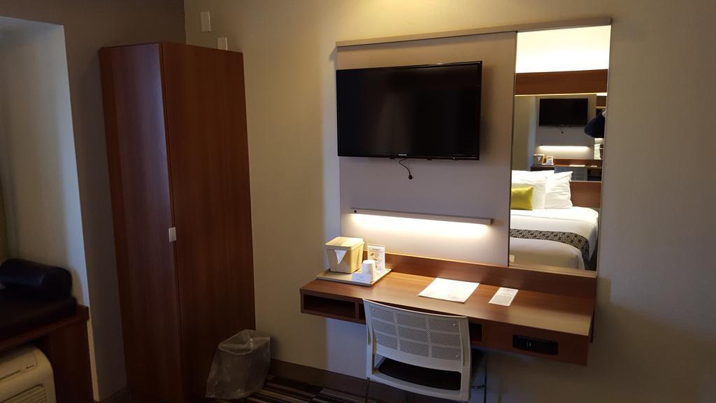 Microtel Inn & Suites By Wyndham Bellevue Zewnętrze zdjęcie