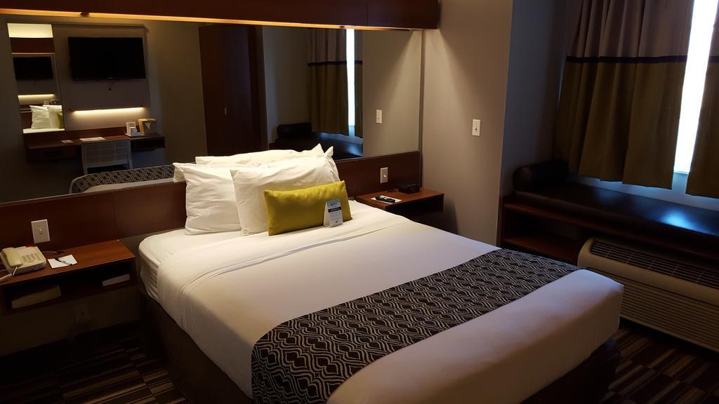 Microtel Inn & Suites By Wyndham Bellevue Zewnętrze zdjęcie