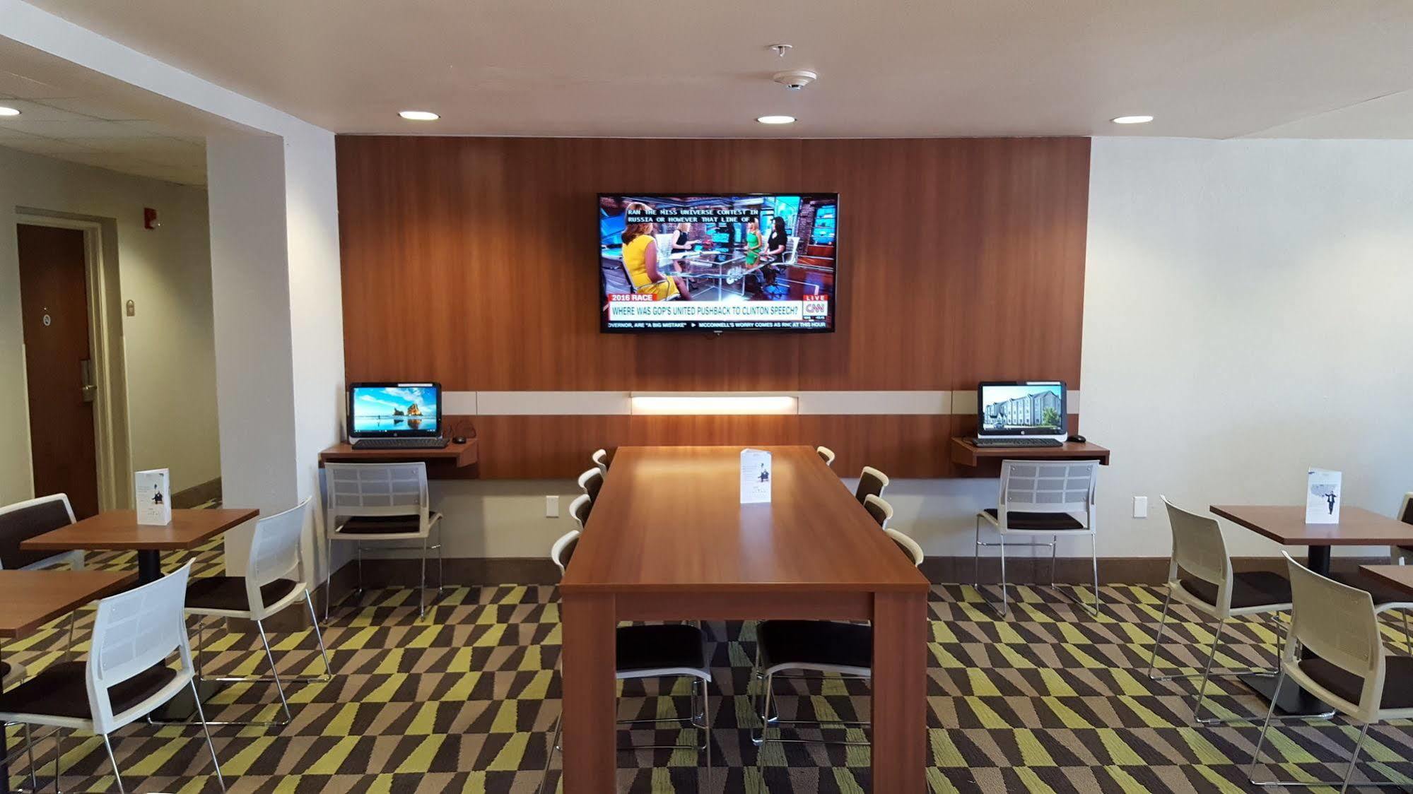 Microtel Inn & Suites By Wyndham Bellevue Zewnętrze zdjęcie